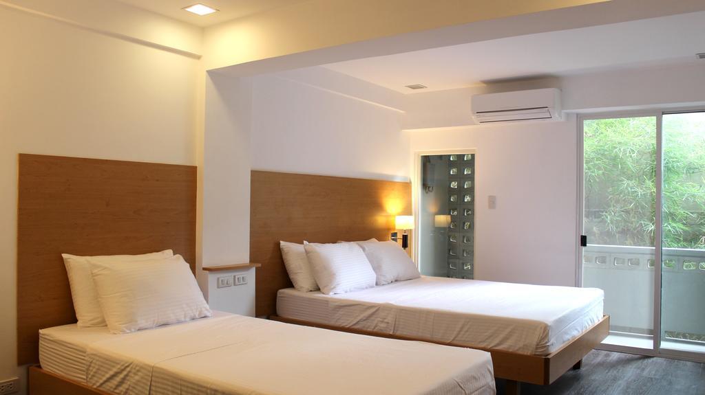Brblock Boutique And Residences Макати Номер фото