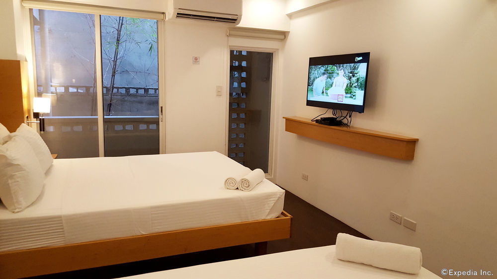 Brblock Boutique And Residences Макати Экстерьер фото
