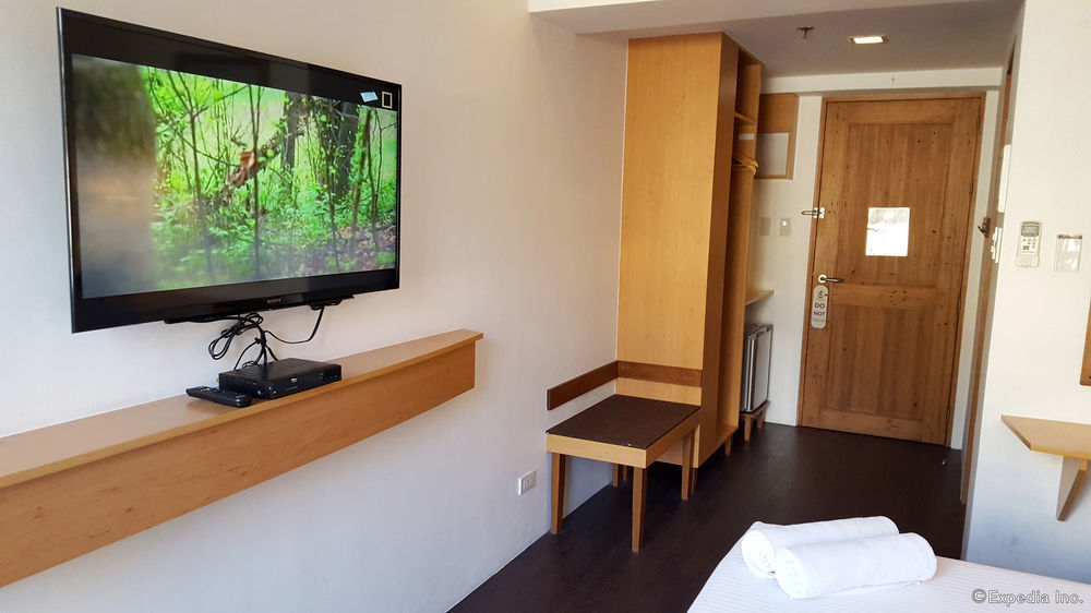 Brblock Boutique And Residences Макати Экстерьер фото